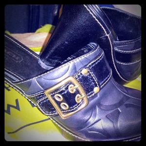 Coach clogs Candace style